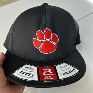 6 Panel Performance Ball Cap Size L-XL NWT